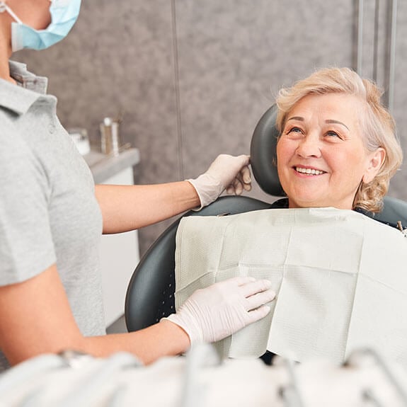 elderly-female-at-dental-exam